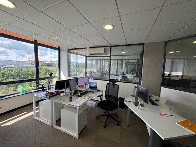 Location bureaux 150 m² à Saint-Étienne