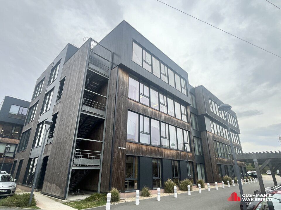 Location bureaux 3888 m² divisibles à partir de 500 m²