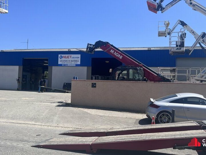 Vente local d''activites 1018 m² non divisibles