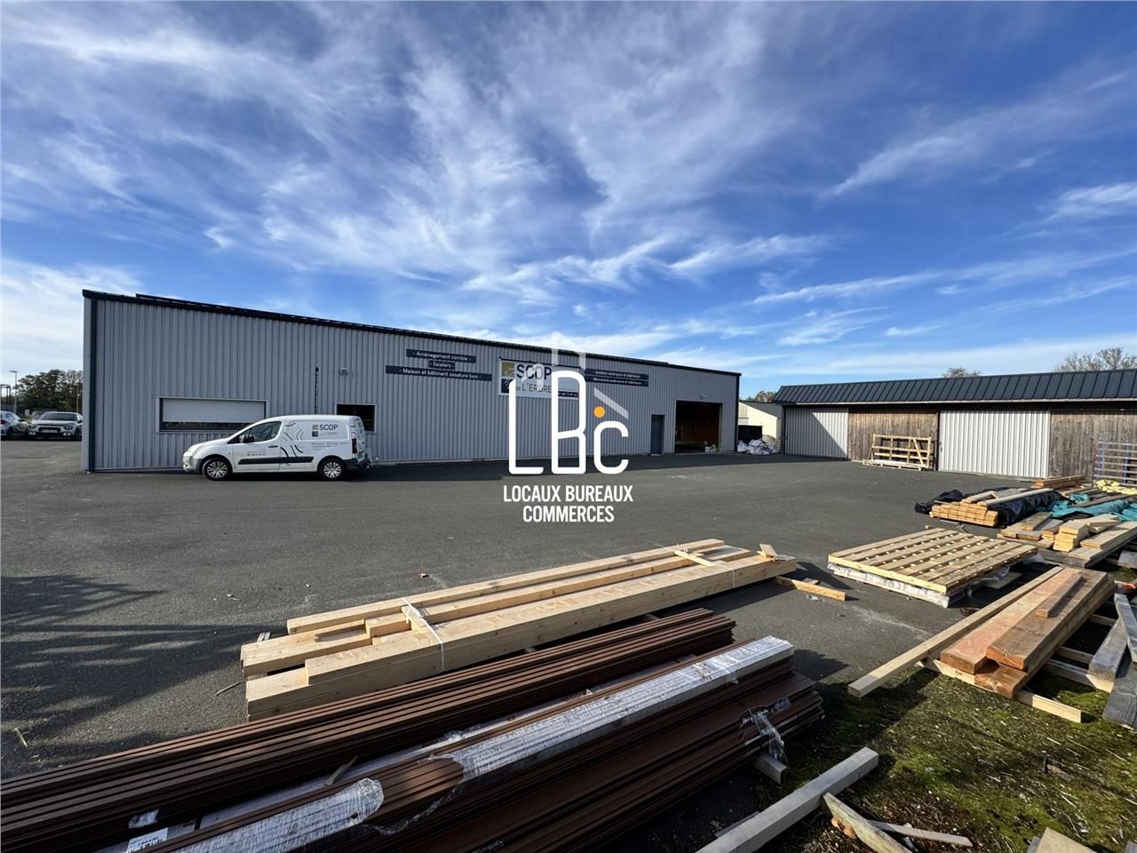 Location local 472.00 m² à Nort-sur-Erdre