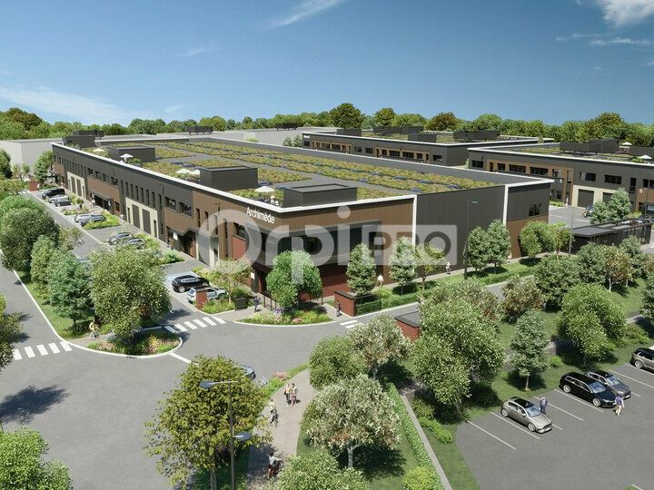 Location local d''activites 12768 m² divisibles à partir de 455 m²