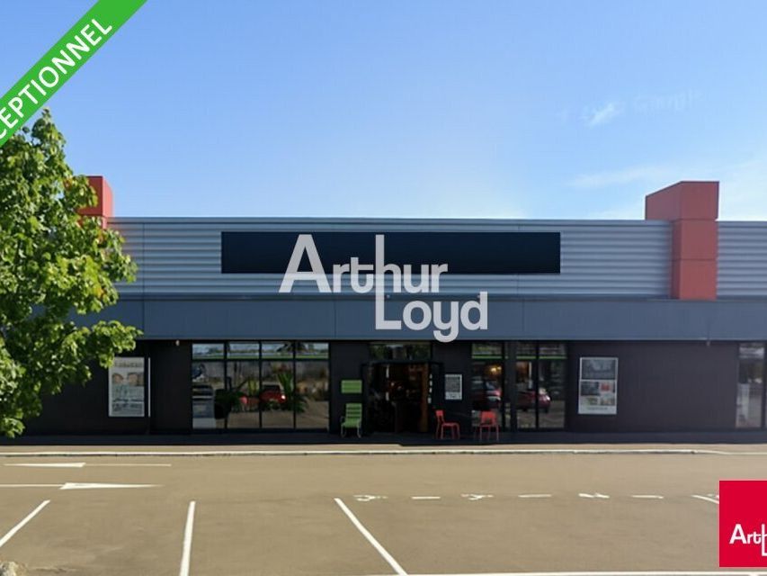 Location local commercial 815 m² non divisibles