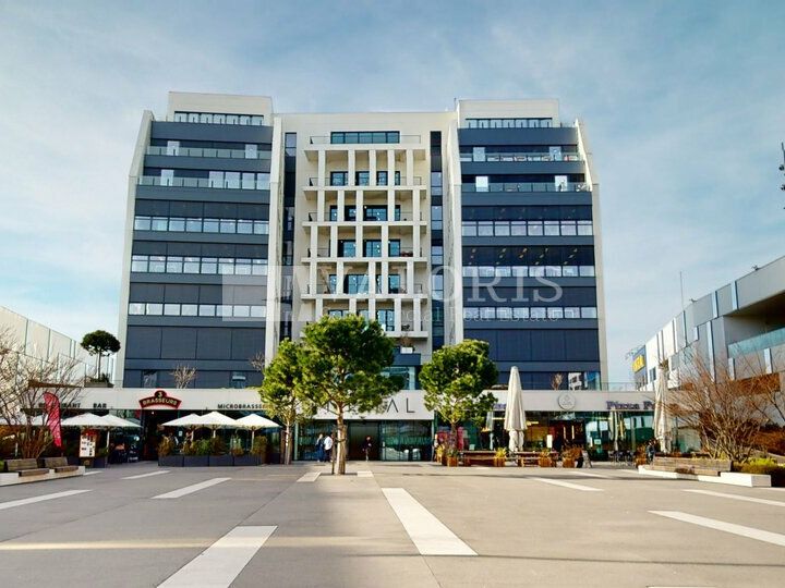 229 m² pour ce bureaux en location à Venissieux