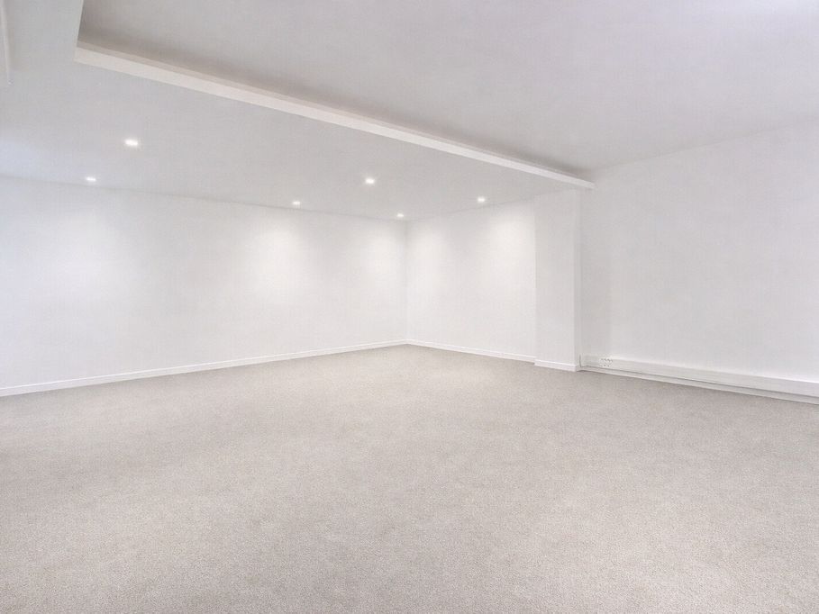 Location bureaux 127 m² non divisibles