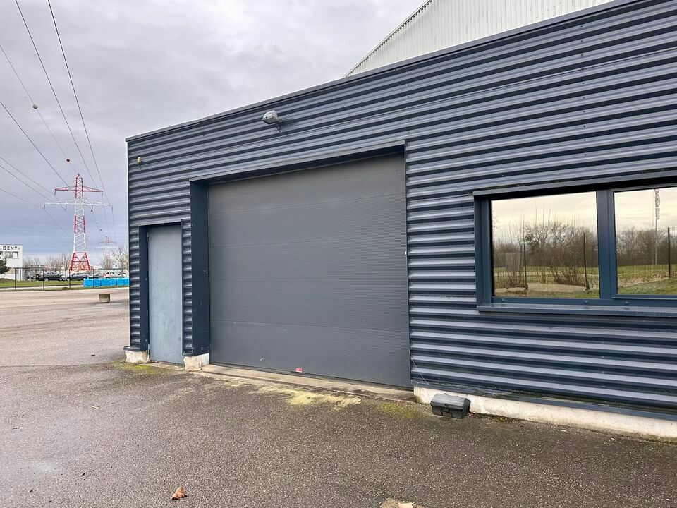762 m² pour ce entrepot en location à Wolfisheim
