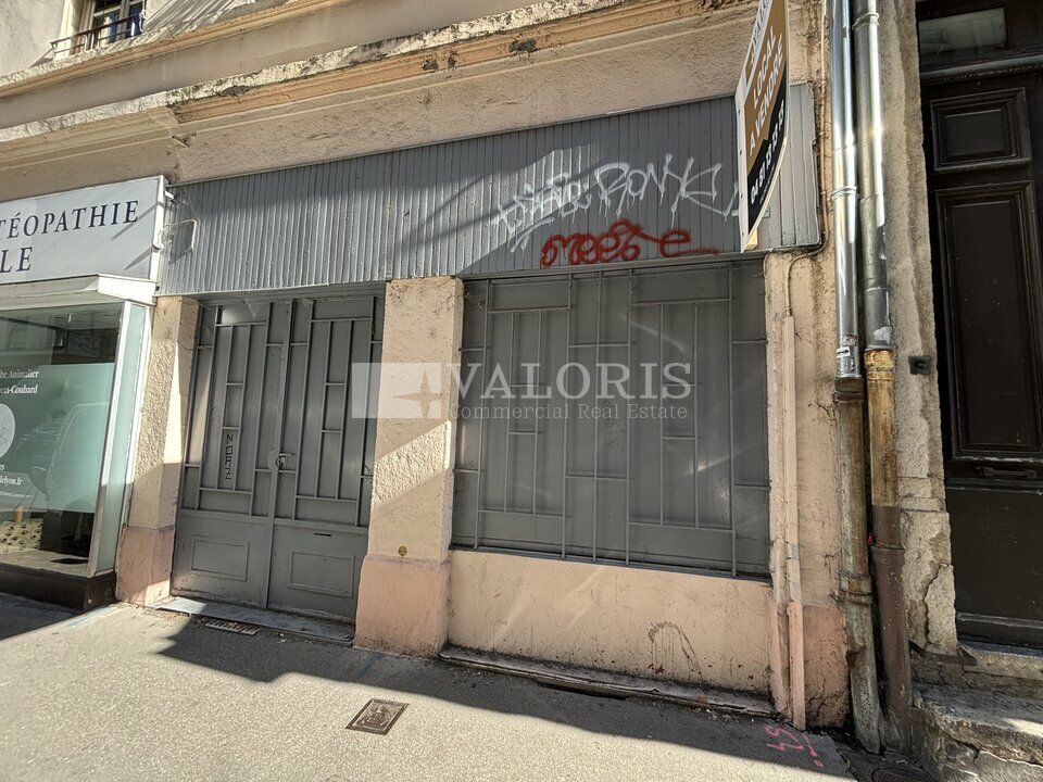 Vente local commercial 50 m² non divisibles