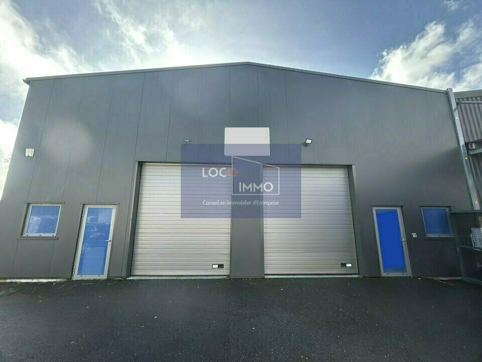 Location local d''activites 560 m² non divisibles
