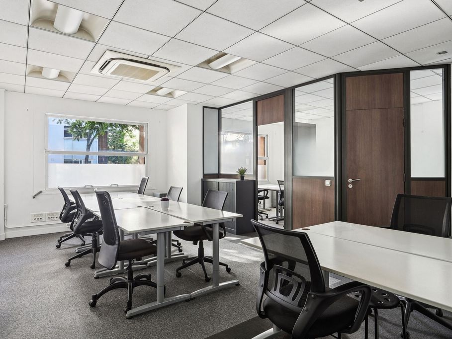 Location bureaux 70 m² non divisibles