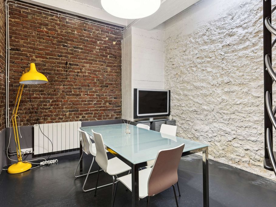 Location bureaux 70 m² non divisibles