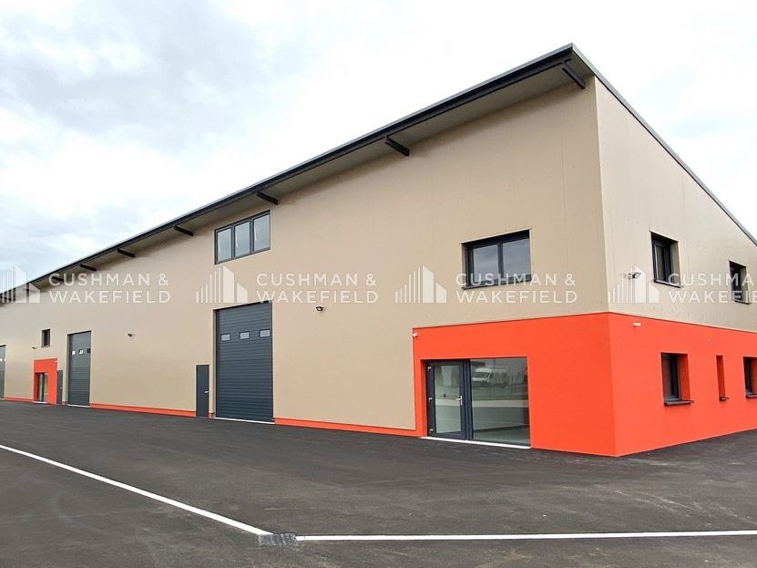 Location activités 550 m² non divisibles