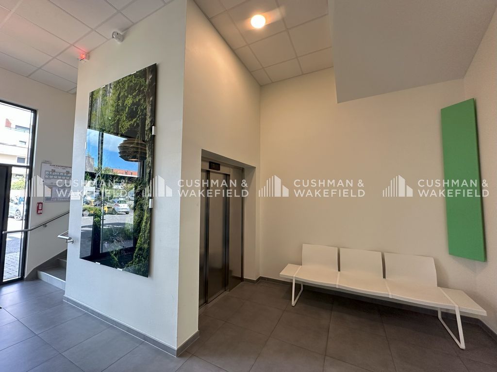 Location bureaux 165 m² non divisibles