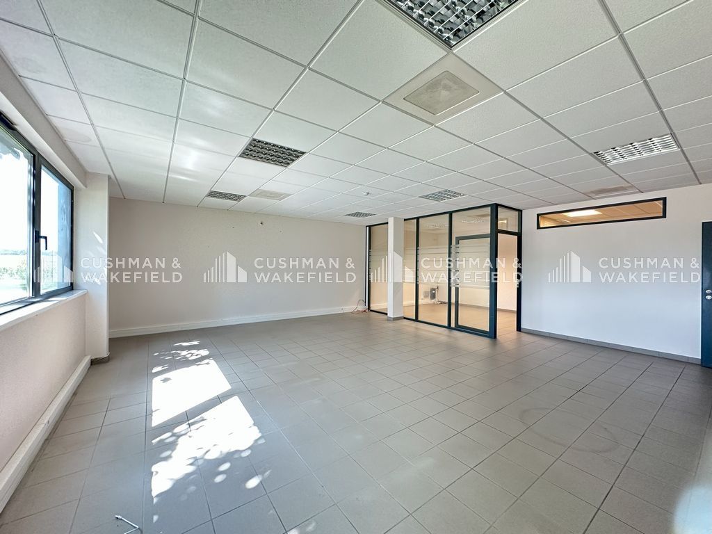 Location bureaux 86 m² non divisibles