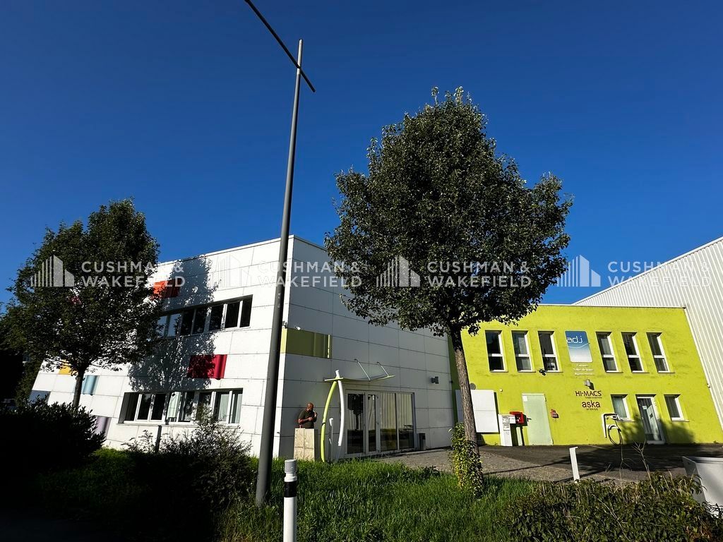 Location bureaux 60 m² non divisibles