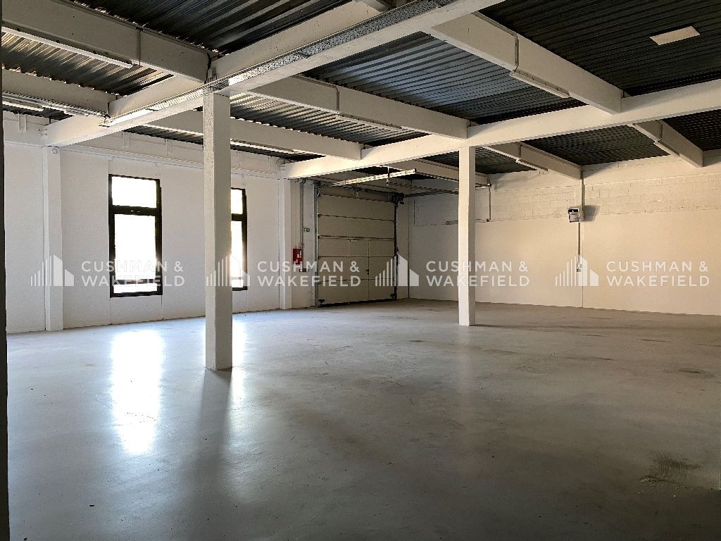 Location activités 431 m² non divisibles