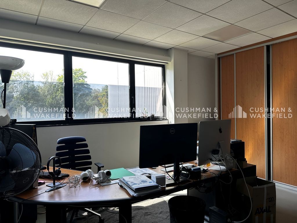 Location bureaux 172 m² non divisibles