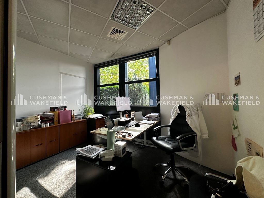 Location bureaux 249 m² non divisibles