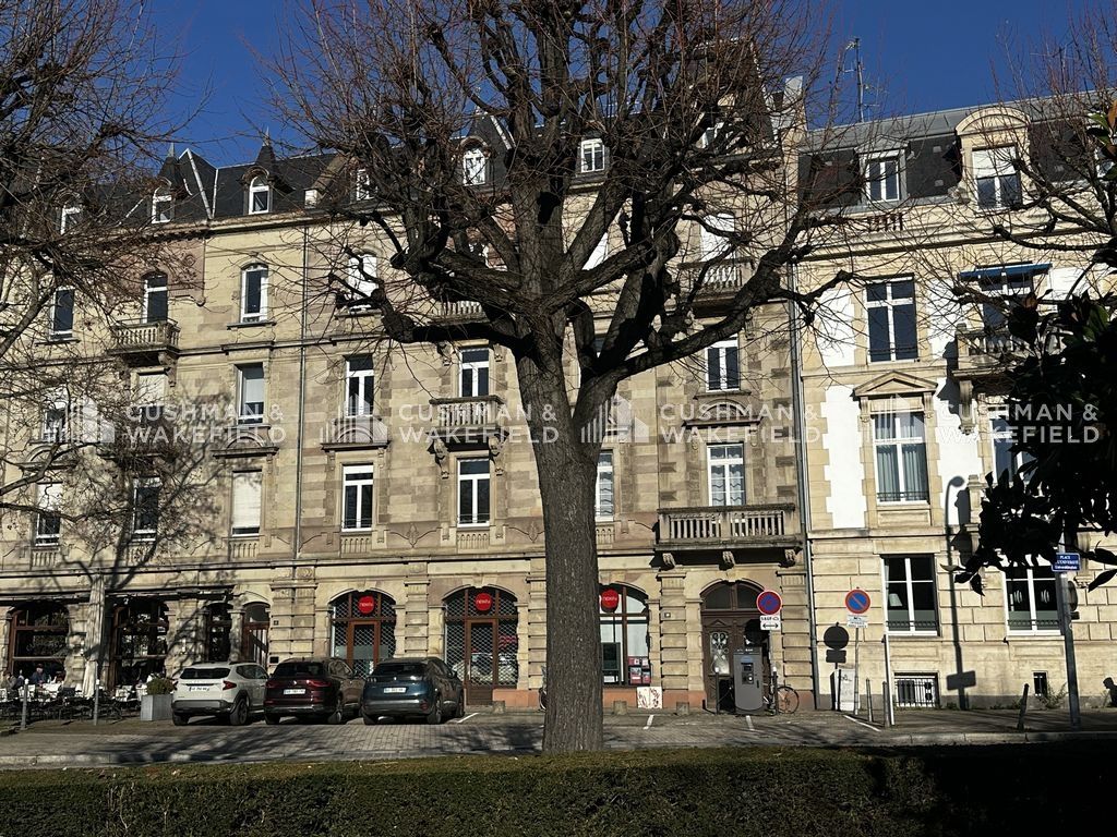 Location bureaux 146 m² divisibles à partir de 45 m²