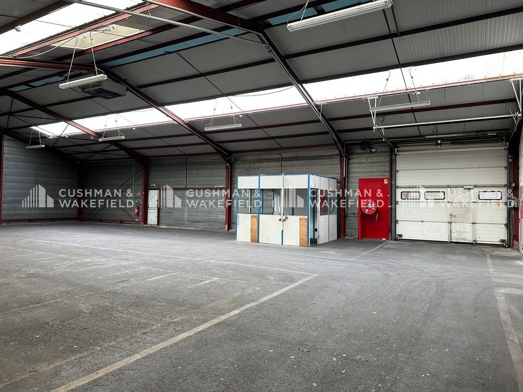 Vente activités 349 m² non divisibles