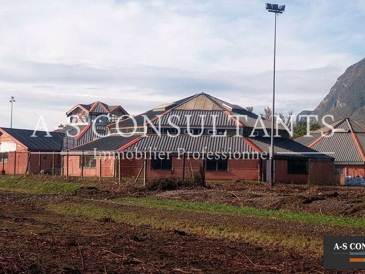 Location local commercial 120 m² non divisibles