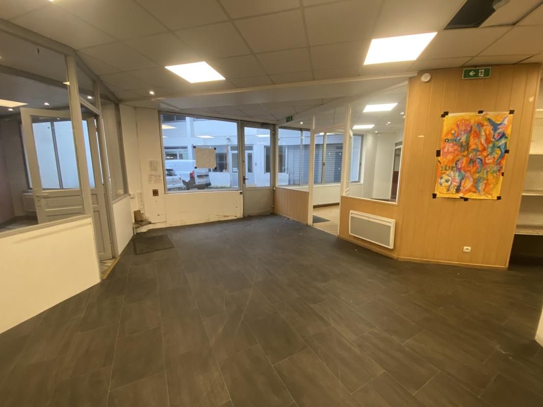 Vente entrepôts 390 m² non divisibles