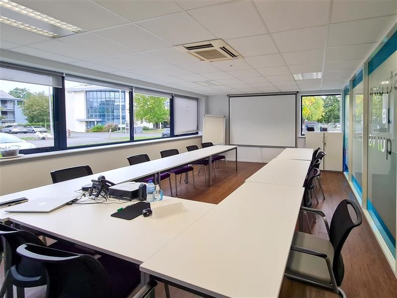 Vente bureaux 334 m² divisibles à partir de 146 m²