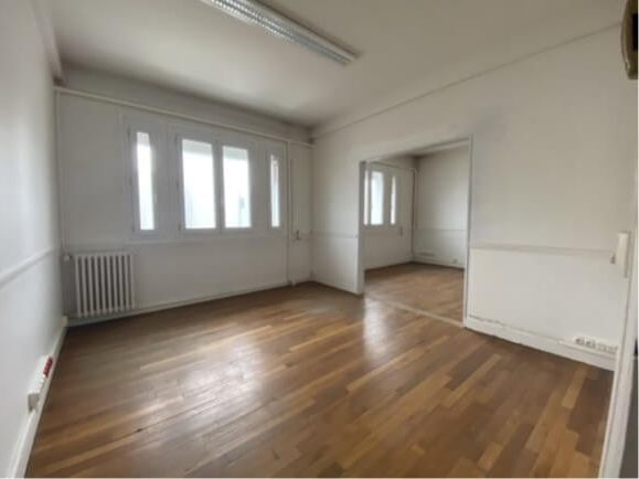 Location bureaux 145 m² non divisibles