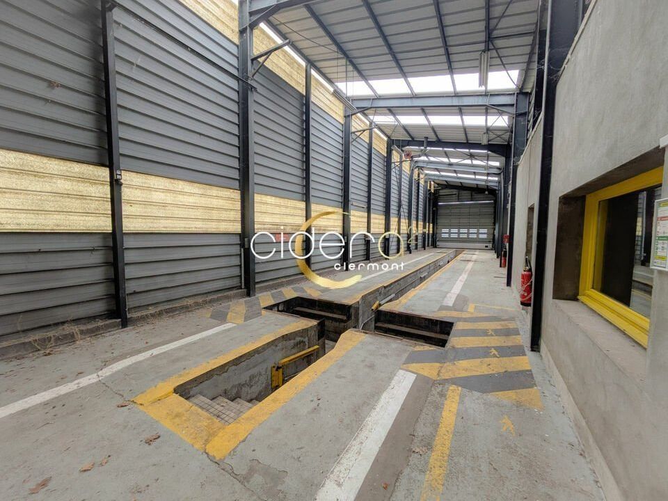 A vendre local d'activité zone Industrielle de Vichy Rhue (03300 Creuzier le Neuf) 