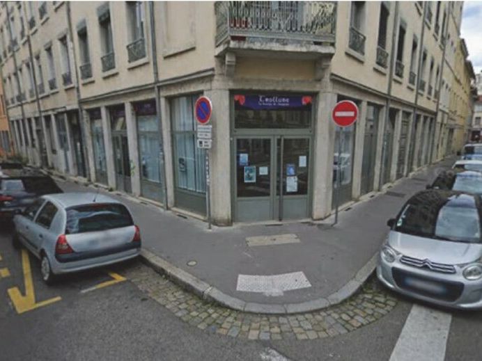 Location local commercial 36.25 m² non divisibles
