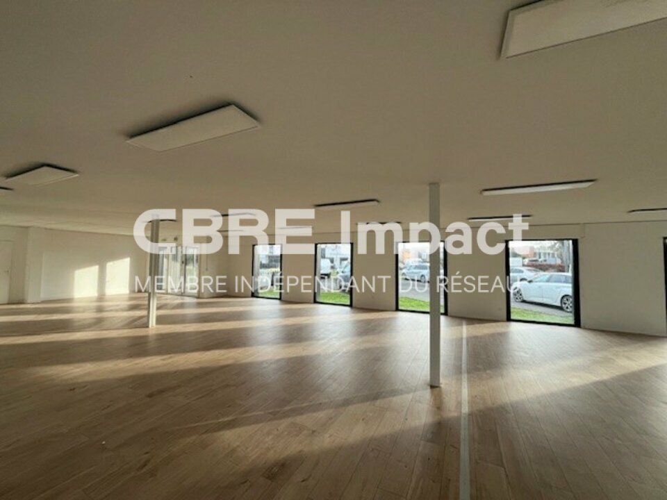 Location local commercial 342 m² non divisibles