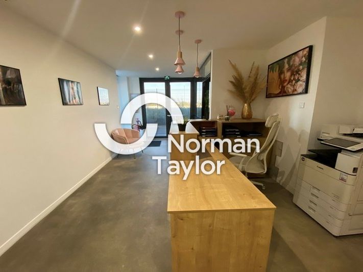 Vente bureaux 400 m² non divisibles