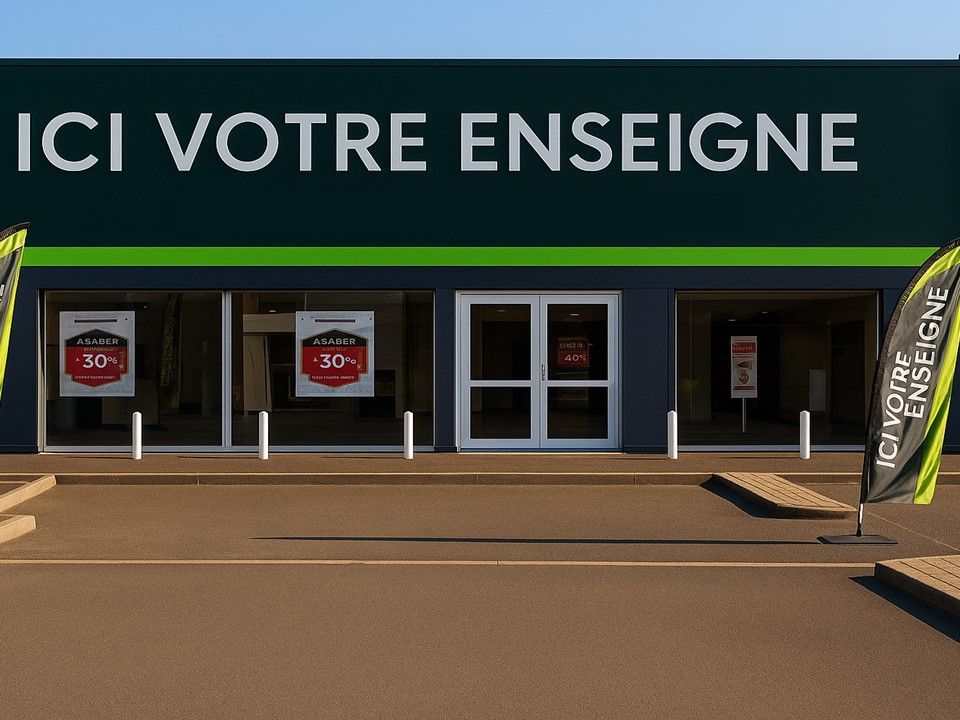 Location local commercial 400.00 m² à MERIGNAC