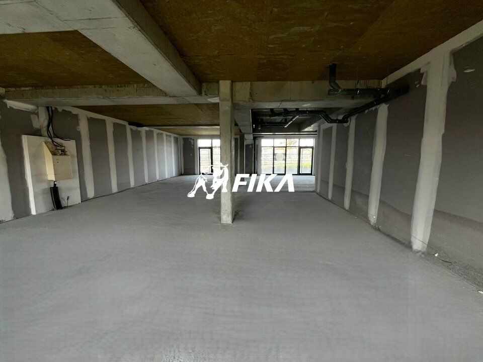 A VENDRE LOCAL COMMERCIAL 158 m² - (31770) COLOMIERS