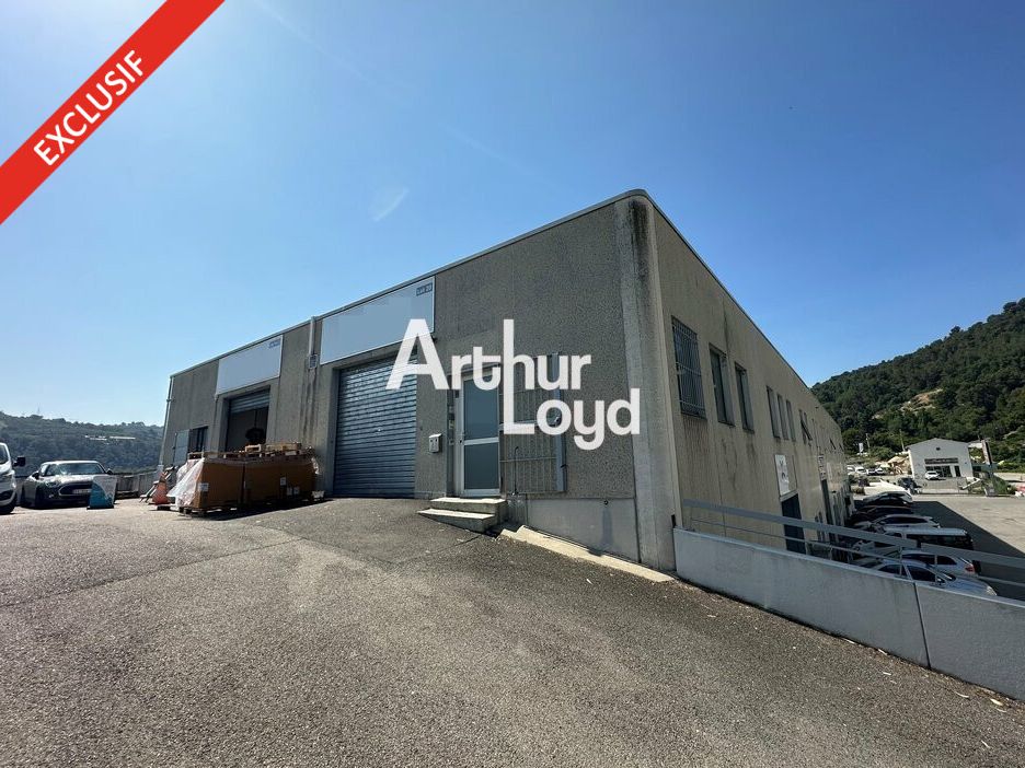 Location bureaux 256 m² non divisibles