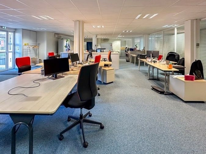 Vente bureaux 1538 m² non divisibles