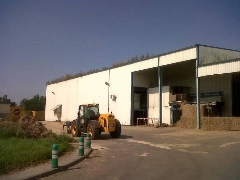 Location entrepôts 10072 m² non divisibles