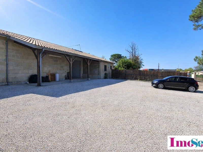 Location entrepot 100 m² non divisibles