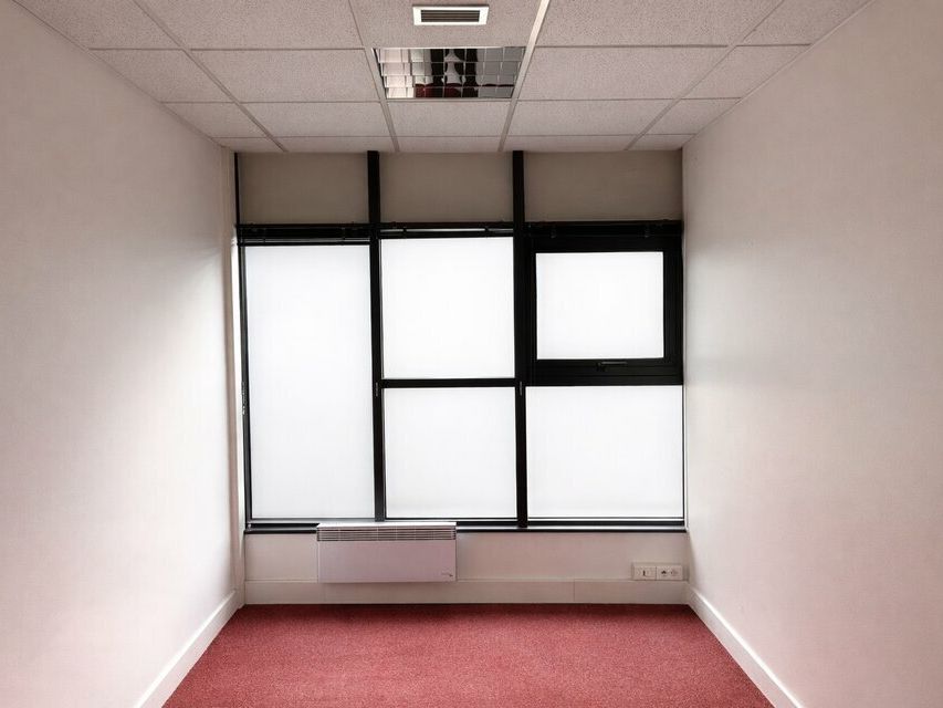 TOURS HYPER CENTRE BUREAUX A LOUER 250 M² PARKINGS TERRASSE OPPORTUNITE