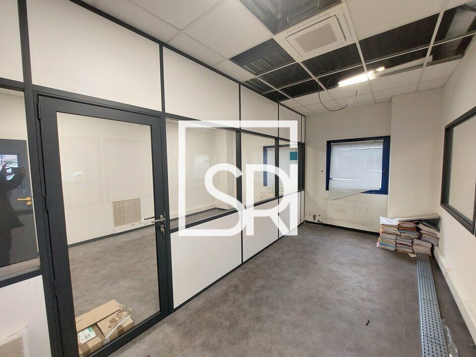 LOCATION BUREAUX - 160 M² - ZAC LE BREZET - 63000 CLERMONT-FERRAND
