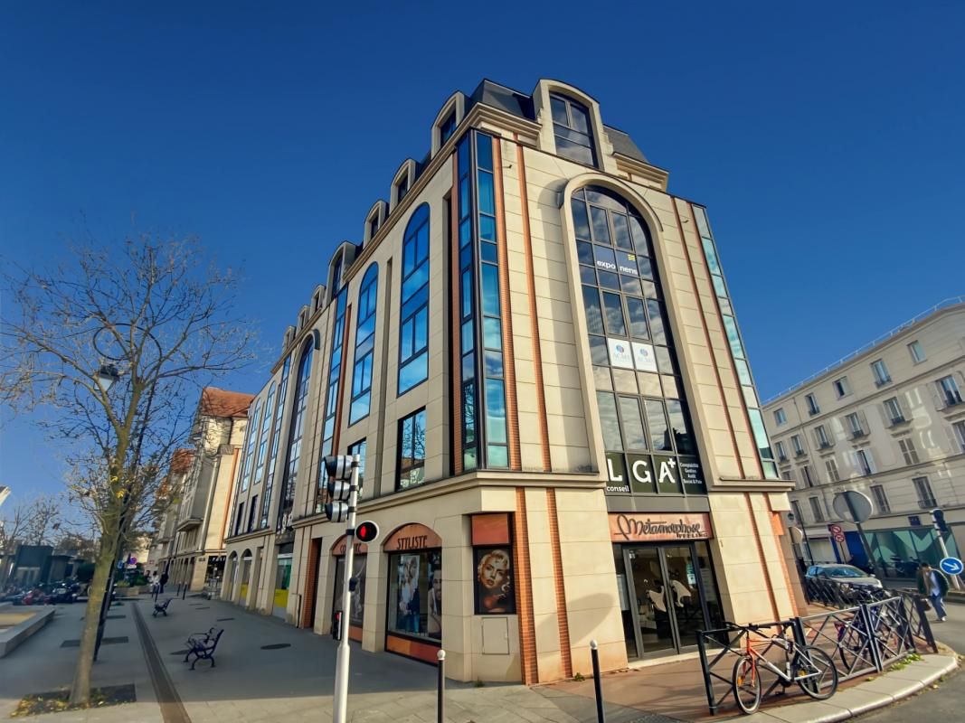 Location bureaux 133 m² non divisibles