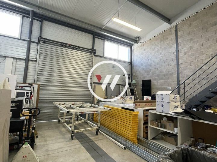 LOCAL D'ACTIVITE A LOUER !