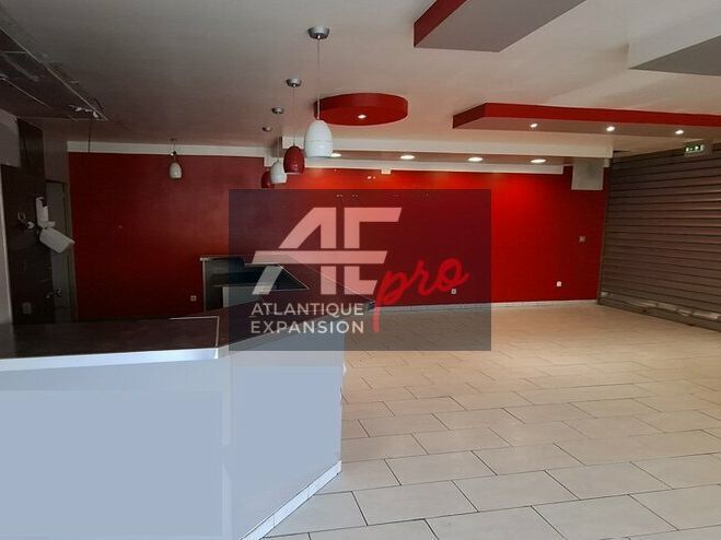 Location local commercial 105 m² non divisibles