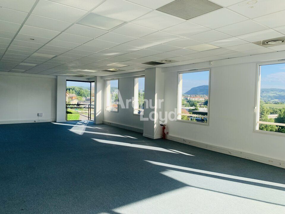 Location bureaux 202 m² non divisibles