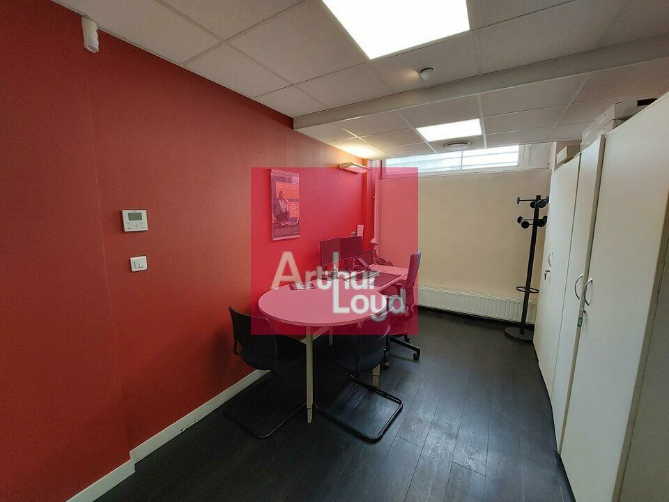 LOCAL COMMERCIAL A LOUER 107 M² CLERMONT-FERRAND