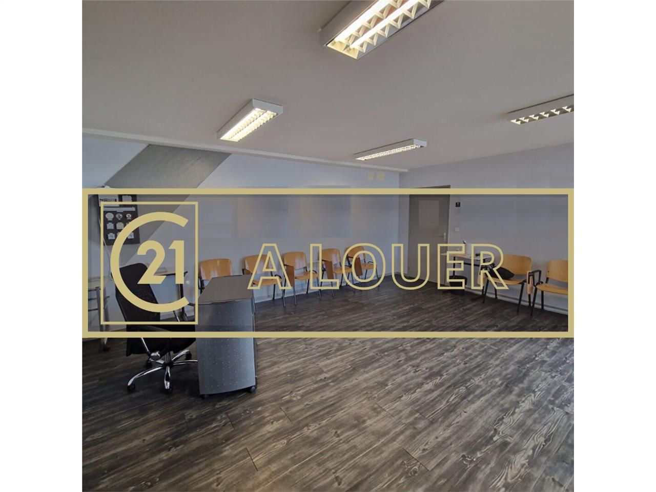 Location bureaux 67.00 m² à MONDEVILLE