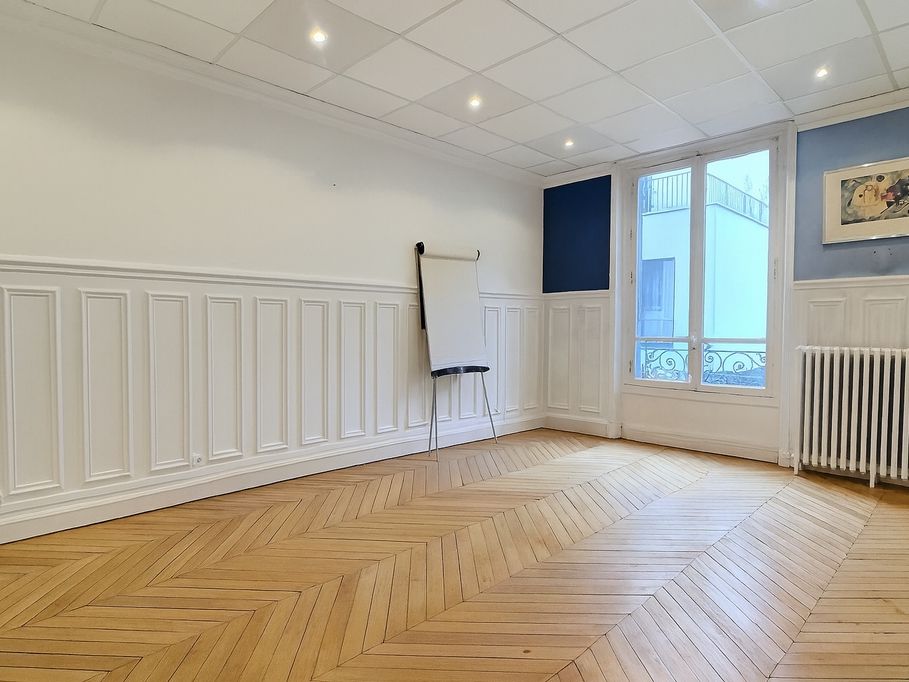 Location bureaux 65 m² non divisibles