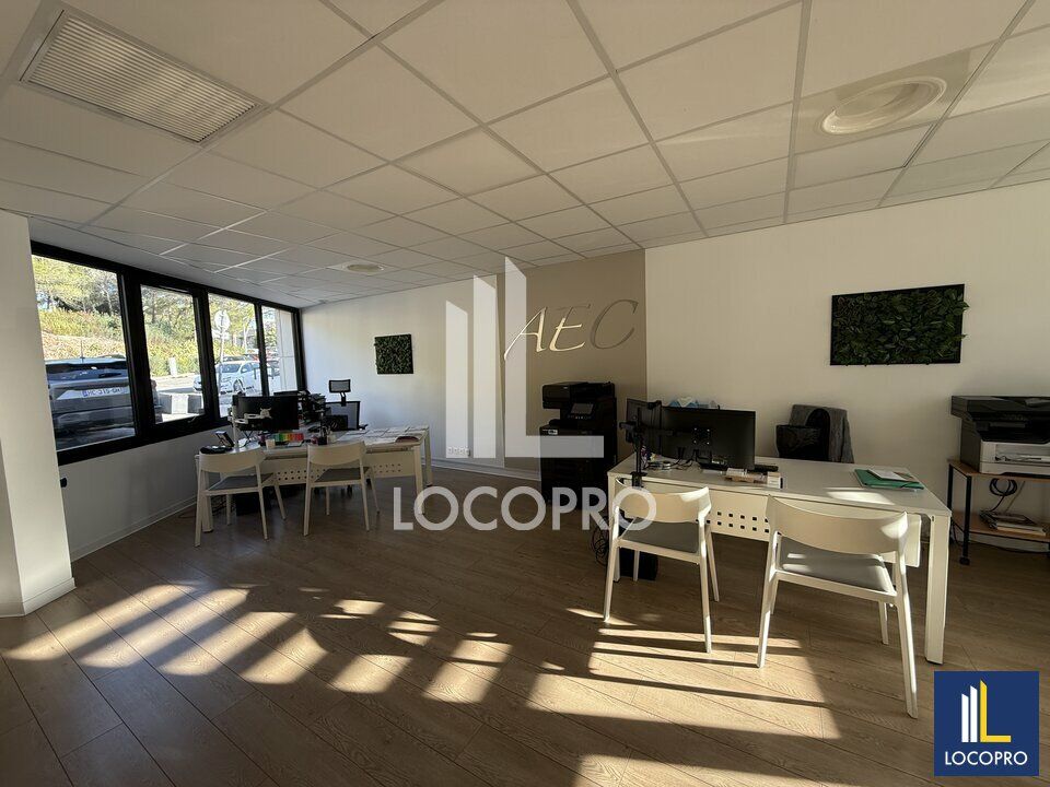 A LOUER - SURFACE DE BUREAUX 92,53 M2 - SOPHIA ANTIPOLIS