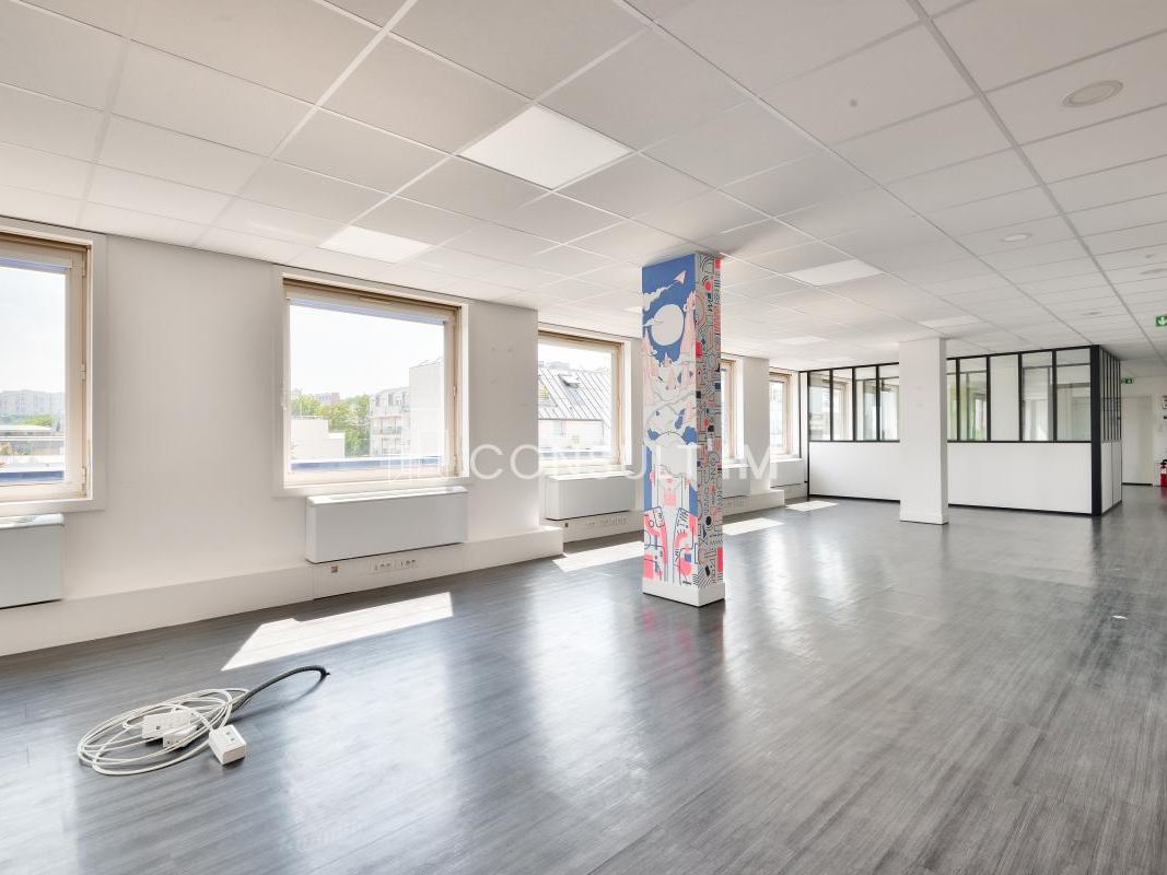 Location bureaux 1799 m² divisibles à partir de 324 m²