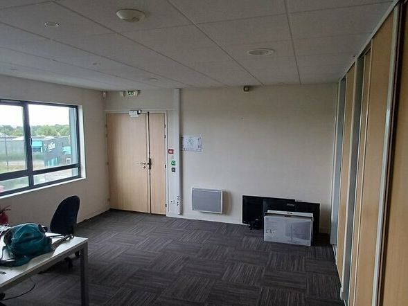 Location bureau - 118 m²