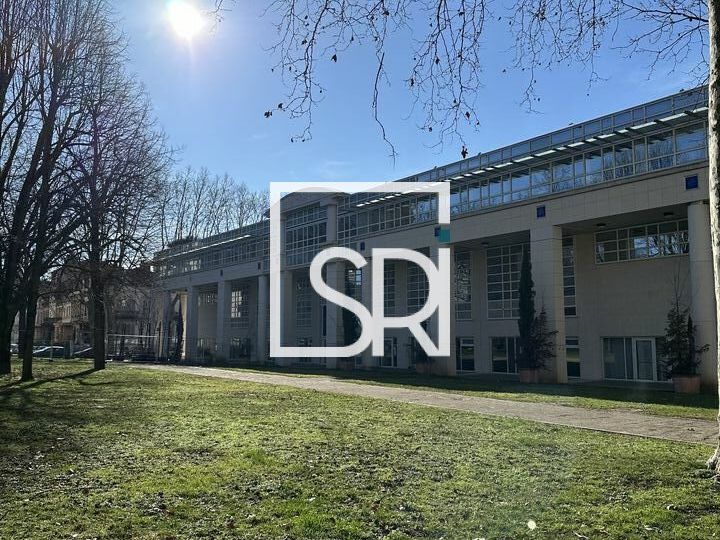 Vente fonds de commerce 100 m² non divisibles