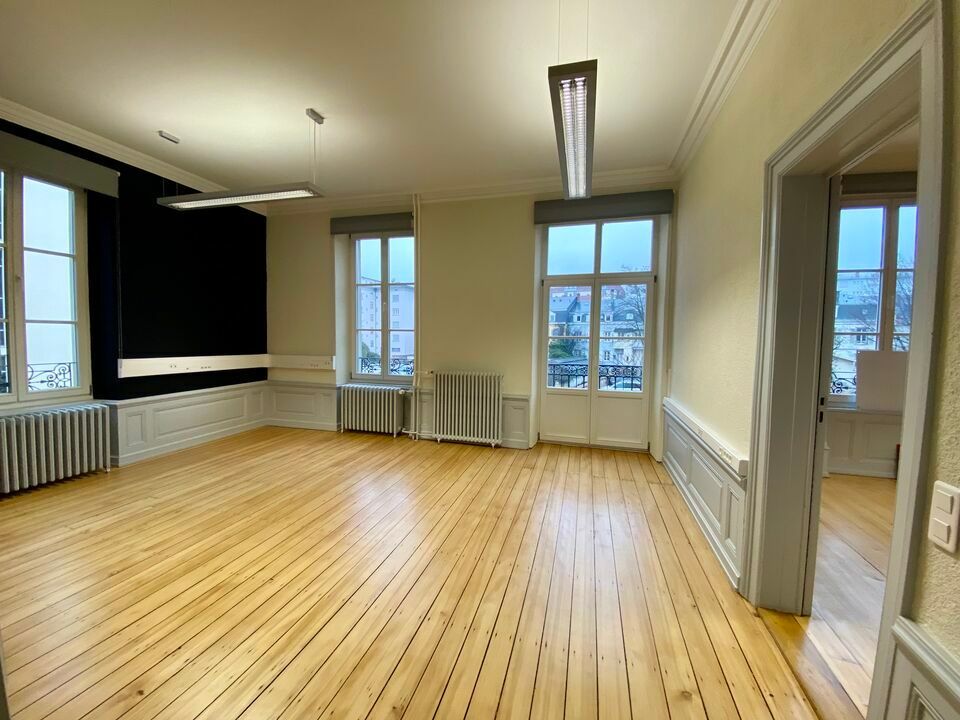 Maison de Maitre - Bureaux de 200.10 m²